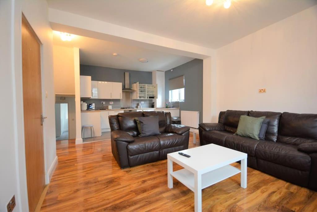 Lovely 4Bedroom Apartment London Luaran gambar